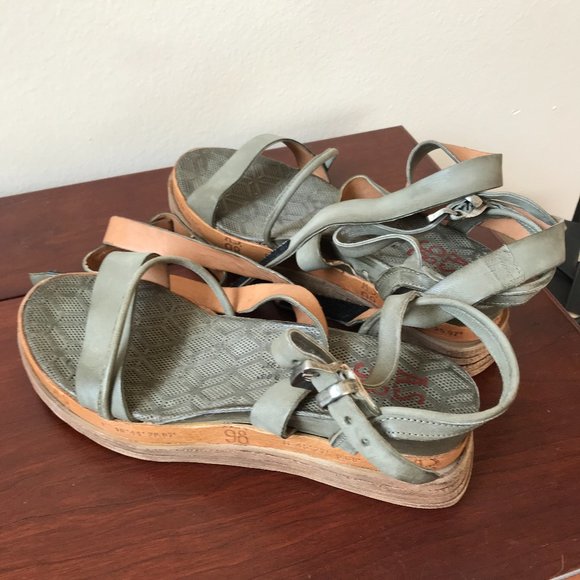 Free People Lourdes Sandals - Picture 1 of 15